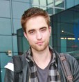 /album/wallpapers2/robert-pattinson-new-haircut2-jpg/